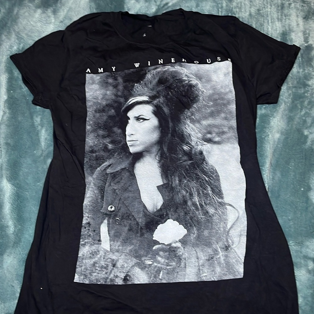 Amy Winehouse T-Shirt